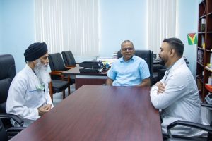 Health Minister receives courtesy call from World Eye Mission Professor